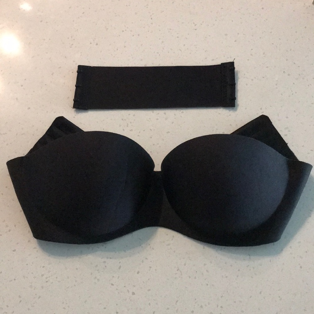 Strapless bra